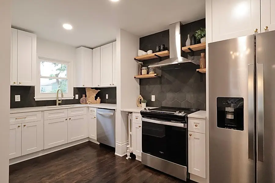 1711 Selby Avenue, Saint Paul, MN 55104 - #2