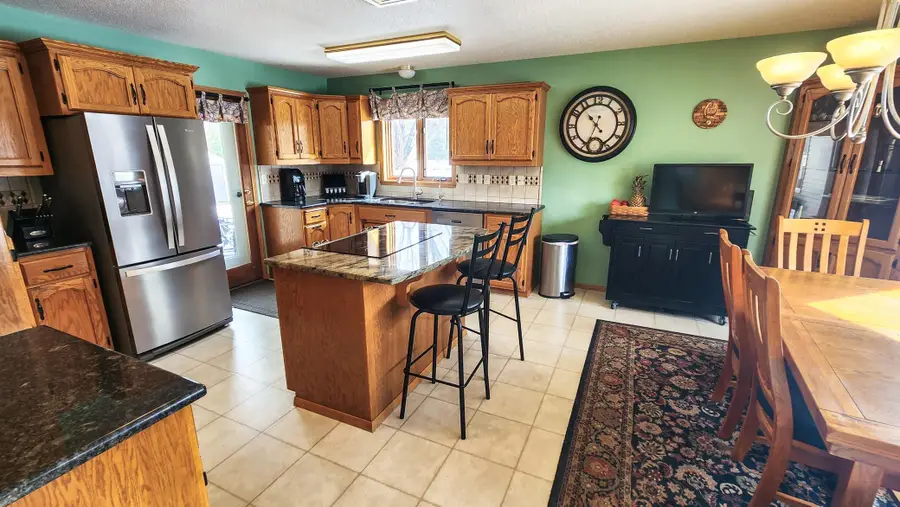 4041 S Rivershore Drive, Moorhead, MN 56560 - #3