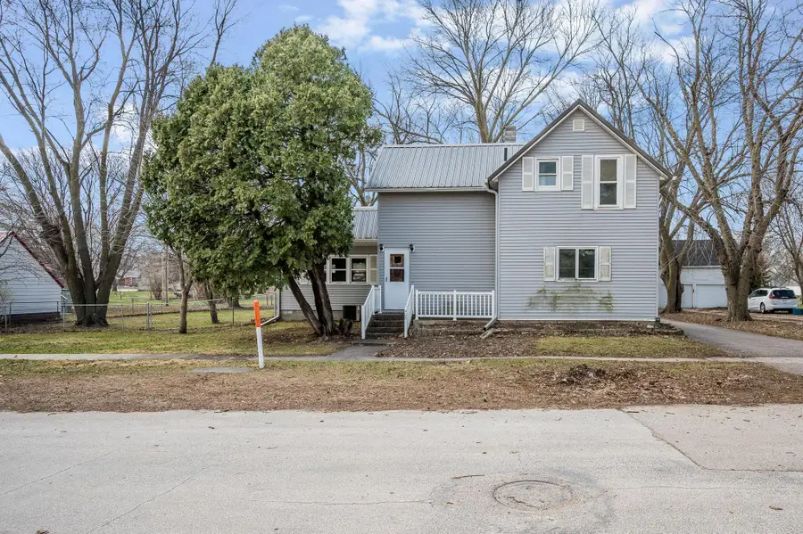 408 1st Avenue W, Swea City, IA 50590 - #3