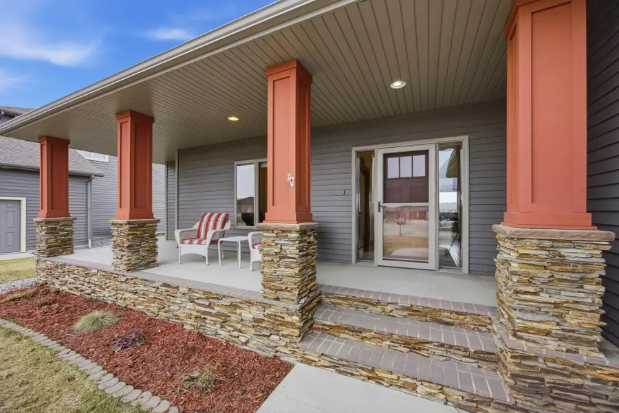 711 47th Avenue W, West Fargo, ND 58078 - #3