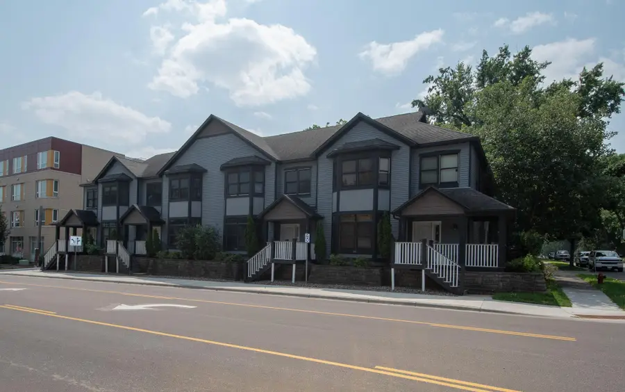 3919 36th Avenue N, Robbinsdale, MN 55422 - #3