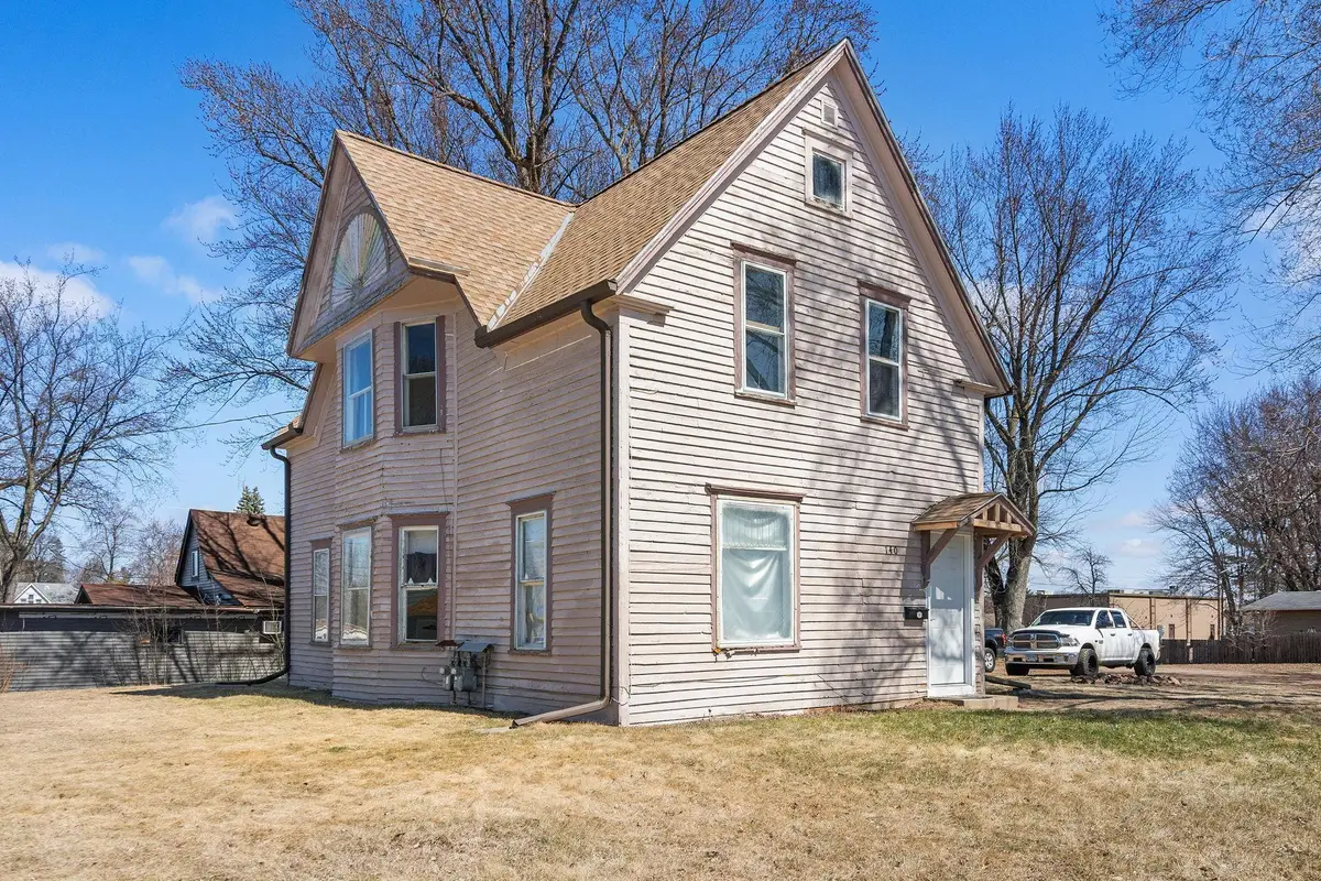 140 Davis Street S, Cambridge, MN 55008 - #1