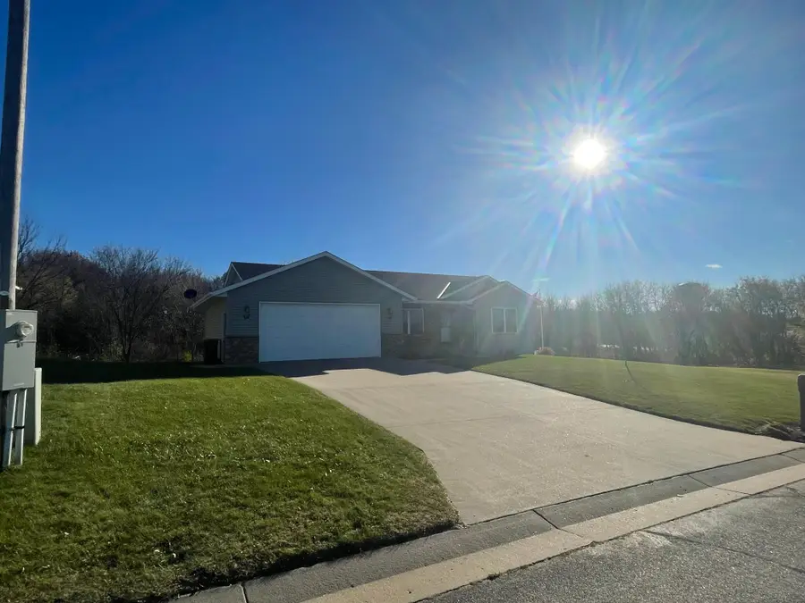 915 4th Avenue Ne, Long Prairie, MN 56347 - #2