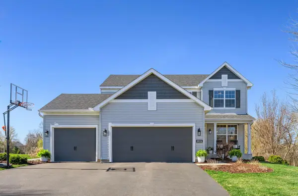 10834 Knollwood Court, Woodbury, MN 55129