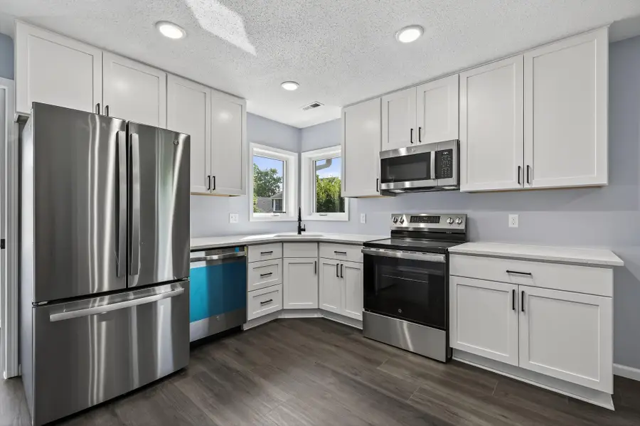 721 Wilson Avenue, Saint Paul, MN 55106 - #2