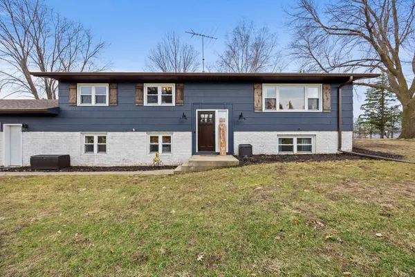 18365 234th Circle, Hutchinson, MN 55350