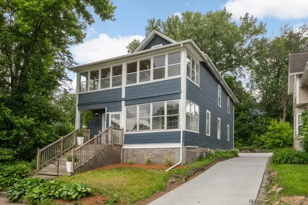 198 Robie Street W, Saint Paul, MN 55107