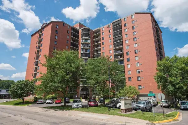 6500 Woodlake Drive #313, Richfield, MN 55423