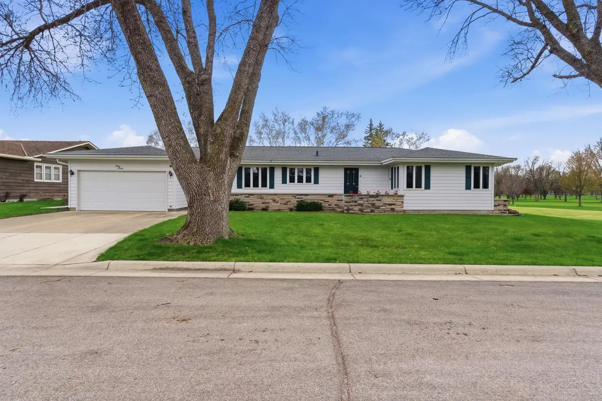 311 E Oak Avenue, Olivia, MN 56277 - #1