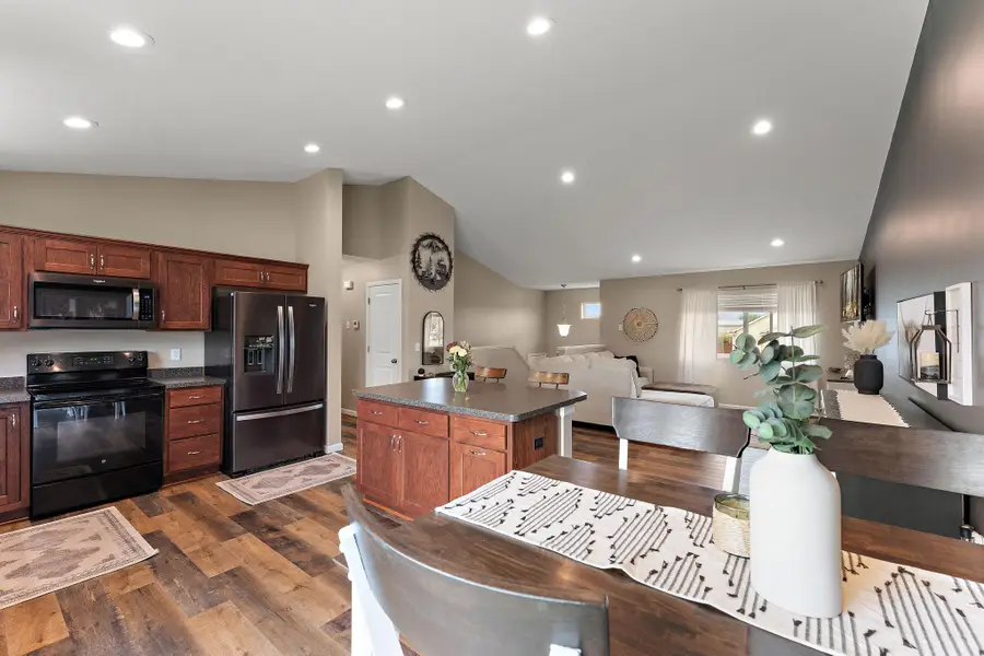 809 Cologne Lane, Waverly, MN 55390 - #2