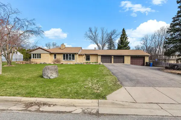 501 Drillane Road, Hopkins, MN 55305