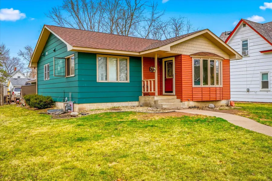 645 W 3rd Street, Rush City, MN 55069 - #2