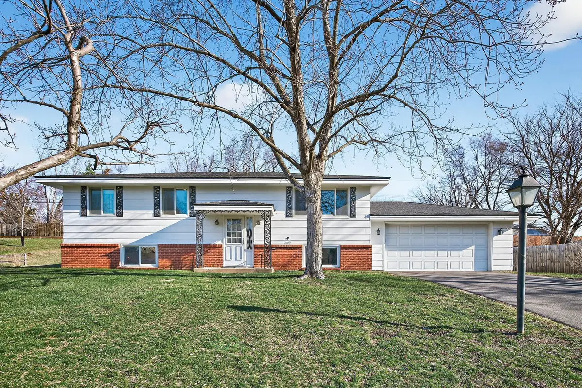 242 Mission Circle, Bloomington, MN 55420 - #1