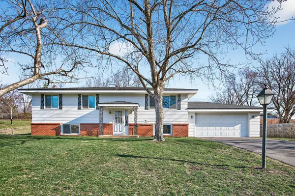 242 Mission Circle, Bloomington, MN 55420