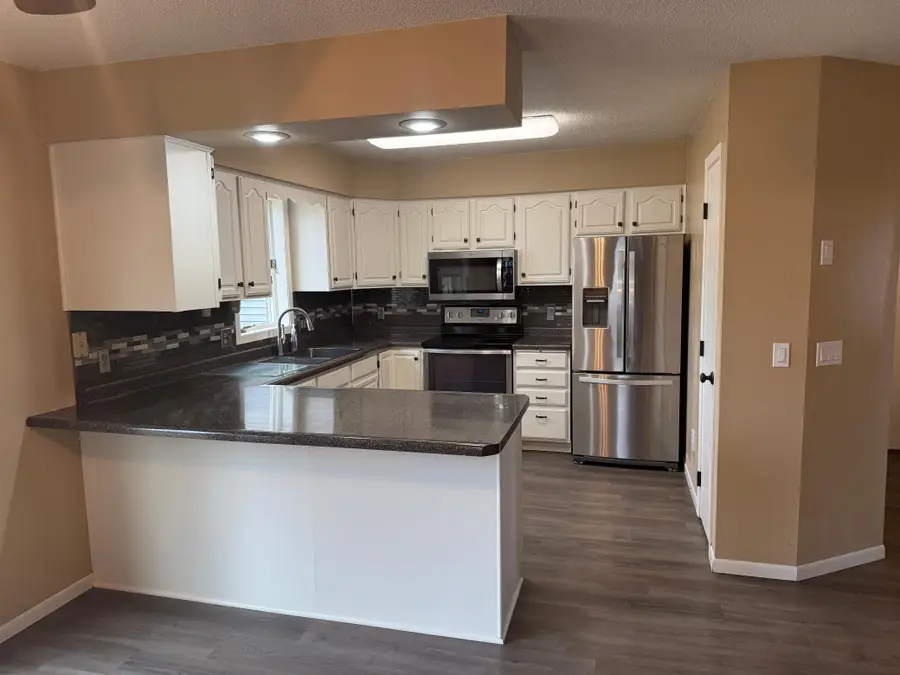 808 E Oak Street, Redwood Falls, MN 56283 - #3