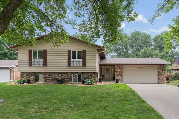 1916 Evergreen Echo, Woodbury, MN 55125