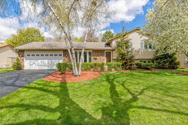 9644 107th Avenue N, Maple Grove, MN 55369