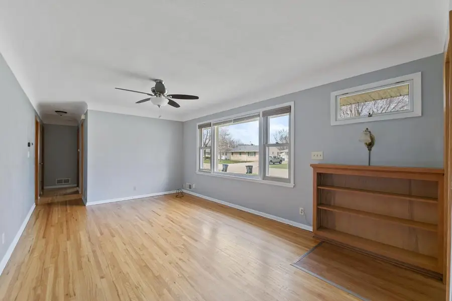 2800 Longview Drive, North Saint Paul, MN 55109 - #3