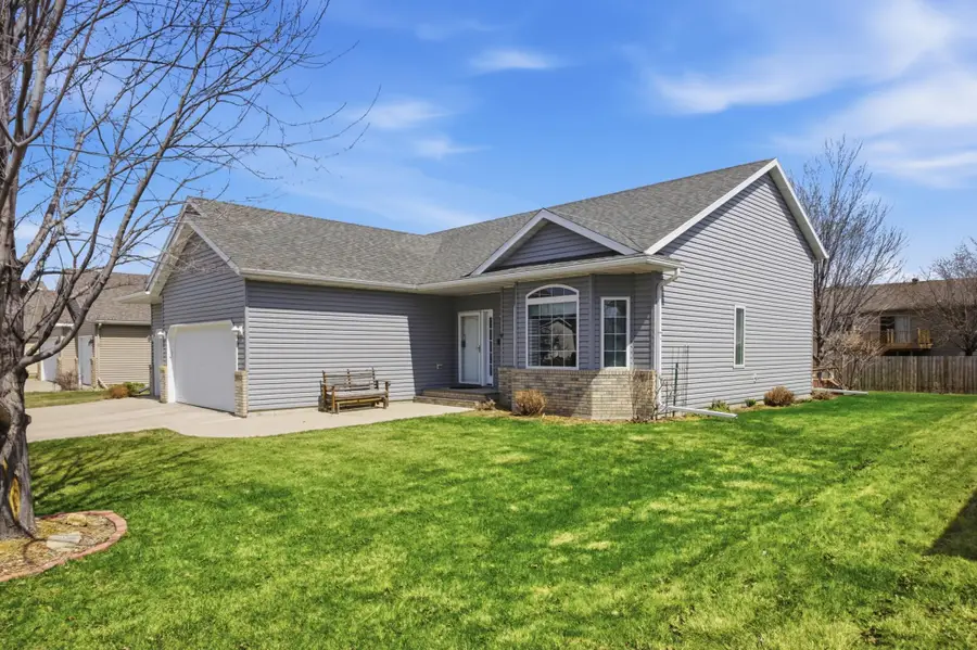 3336 Monroe Street S, Fargo, ND 58104 - #2