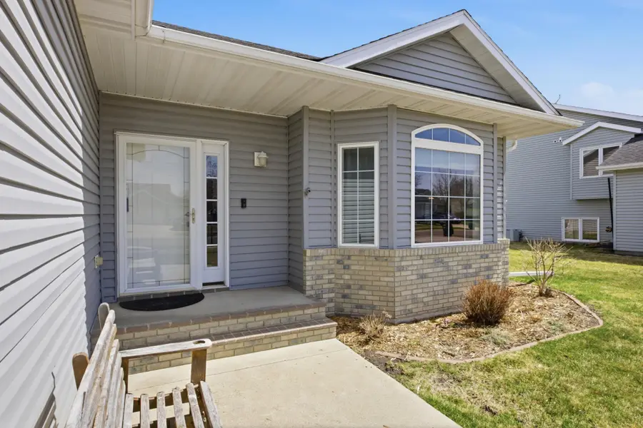 3336 Monroe Street S, Fargo, ND 58104 - #3