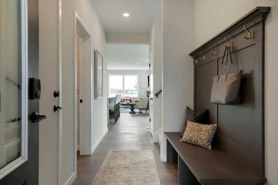 3476 Knightsbridge Trail N, Lake Elmo, MN 55042 - #3