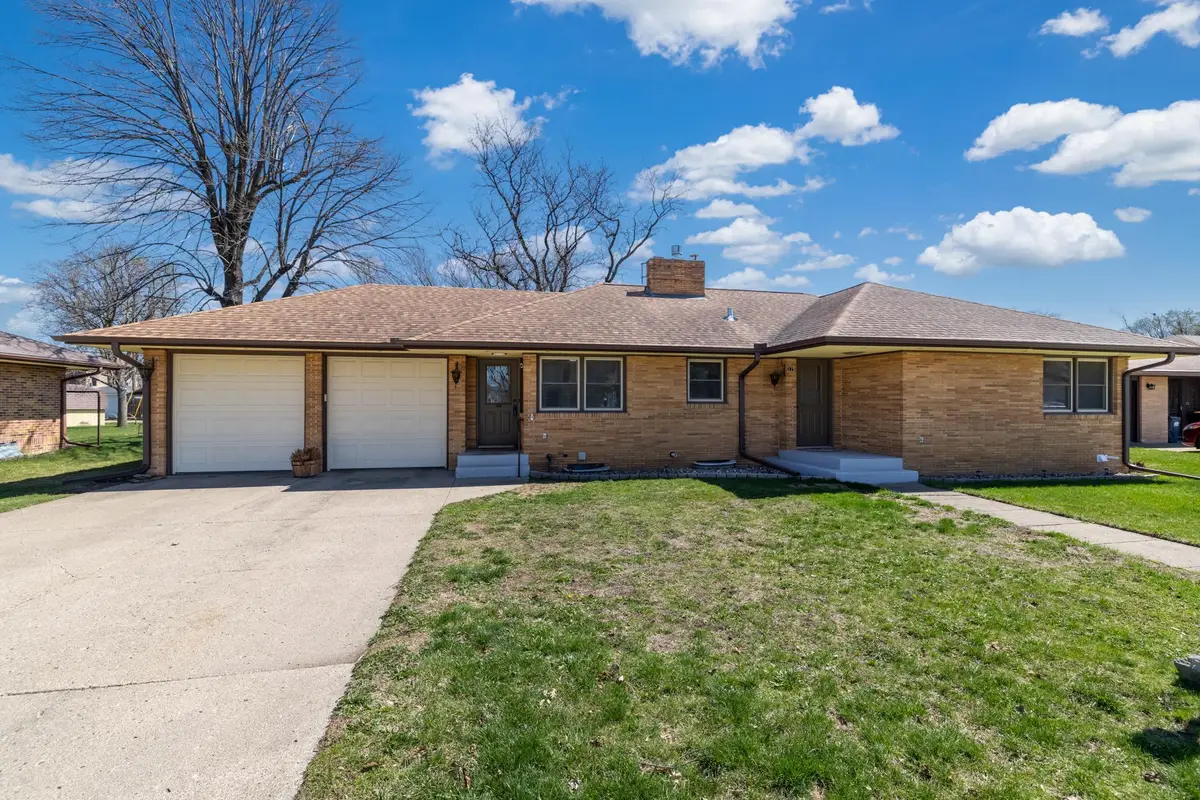 115 S Walnut Street, Belle Plaine, MN 56011 - #1