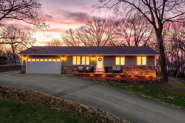 26641 Woodcrest Drive, Elko New Market, MN 55020