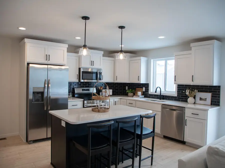 7901 Lost River Road, Horace, ND 58047 - #3