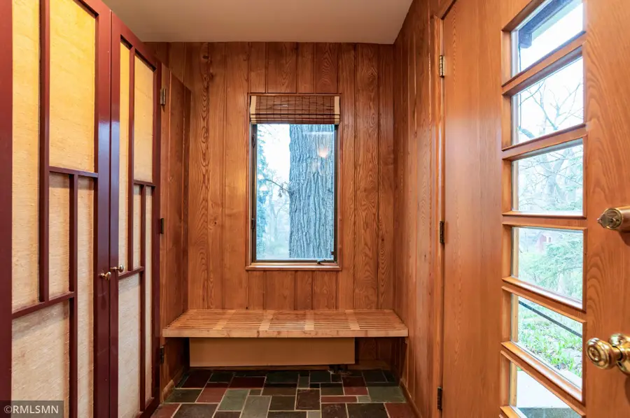 91 Arthur Avenue Se, Minneapolis, MN 55414 - #3