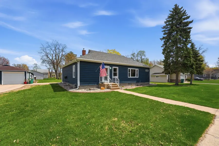 619 S Swift Avenue, Litchfield, MN 55355 - #2
