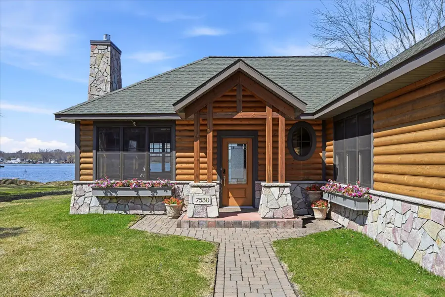 7530 N Shore Circle N, Forest Lake, MN 55025 - #2