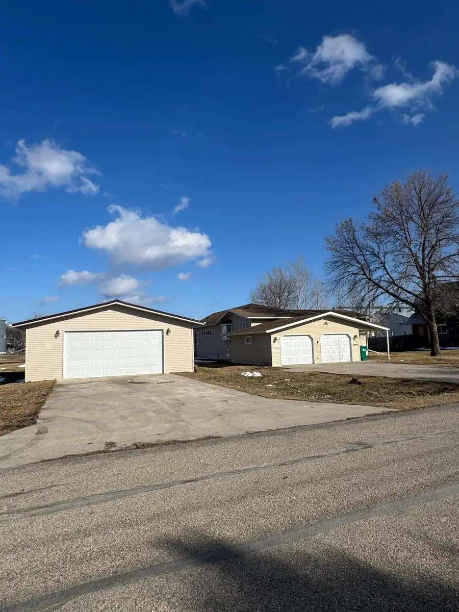 915 Bennett Avenue, Portland, ND 58274 - #2