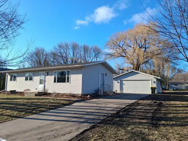 803 11 1/2 Avenue Se, Willmar, MN 56201