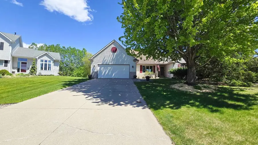 1451 Clippership Court, Woodbury, MN 55125 - #2