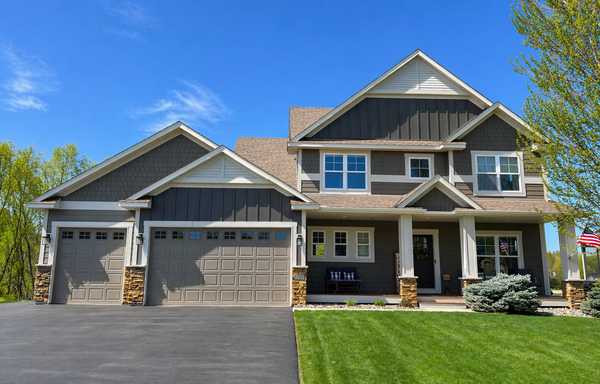 17197 Hollyhock Court, Lakeville, MN 55044