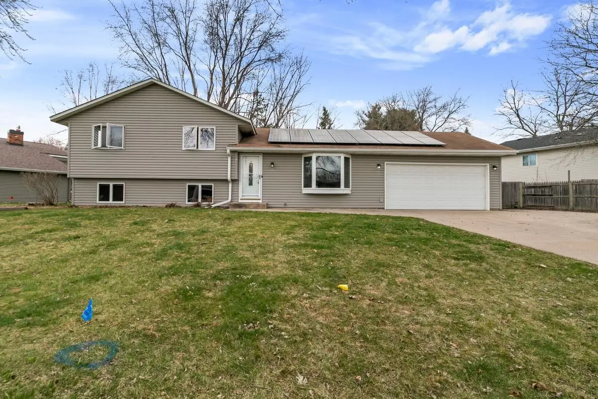 8726 Ivywood Avenue S, Cottage Grove, MN 55016 - #1