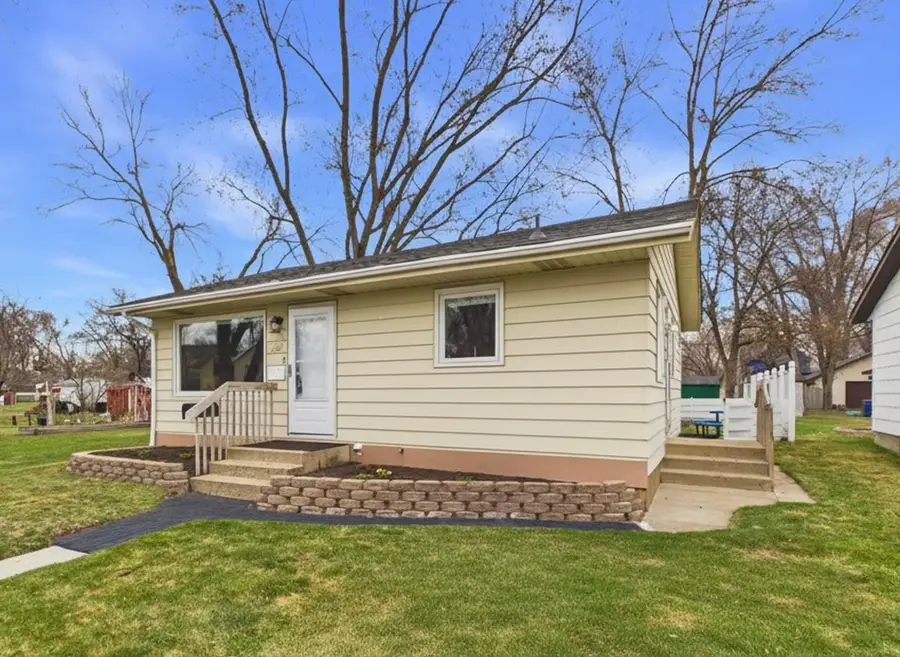 322 23rd Avenue N, Saint Cloud, MN 56303 - #2