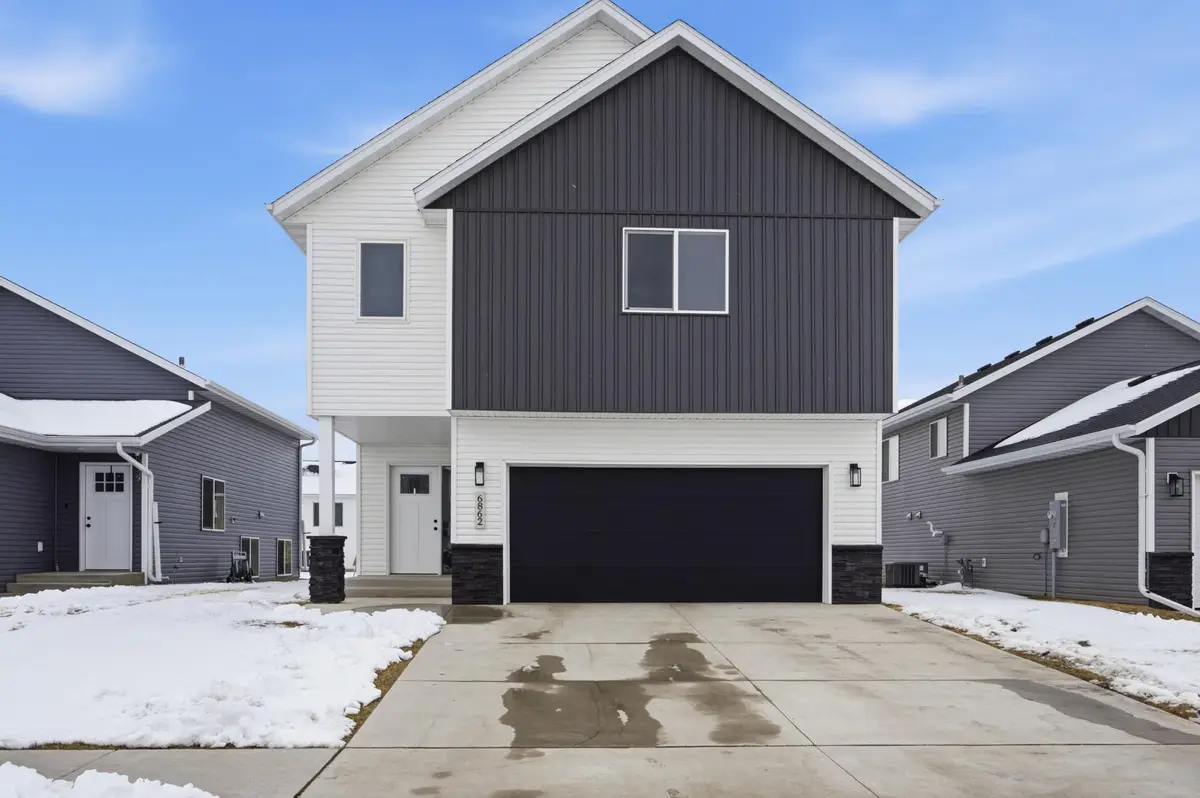 6862 Thomas Street, Horace, ND 58047 - #1