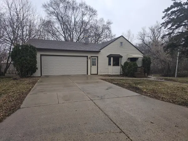 1121 S Vine Street, Fergus Falls, MN 56537