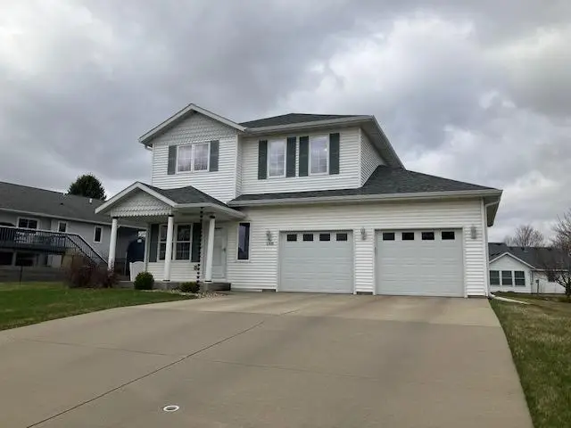 1305 5th Street Ne, Waseca, MN 56093 - #2