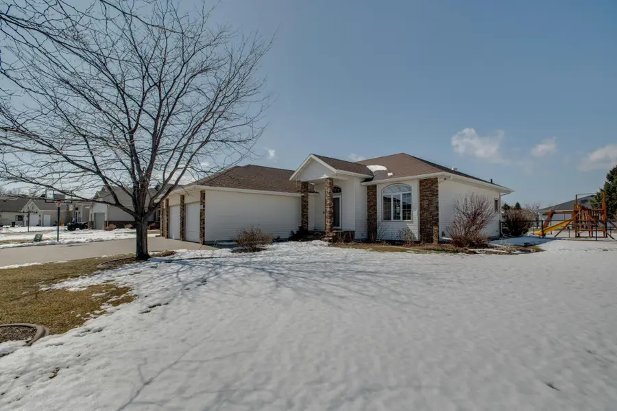 506 Mariann Lane, Dilworth, MN 56529 - #2