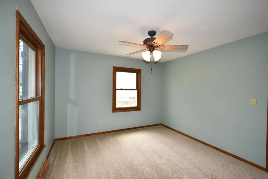 2641 4th Avenue Ne, Rochester, MN 55906 - #2