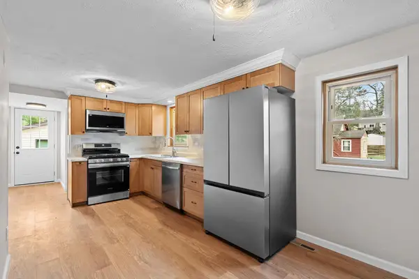 222 S East Avenue, Dresser, WI 54009