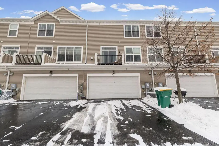 7521 Welcome Avenue N, Brooklyn Park, MN 55443 - #3