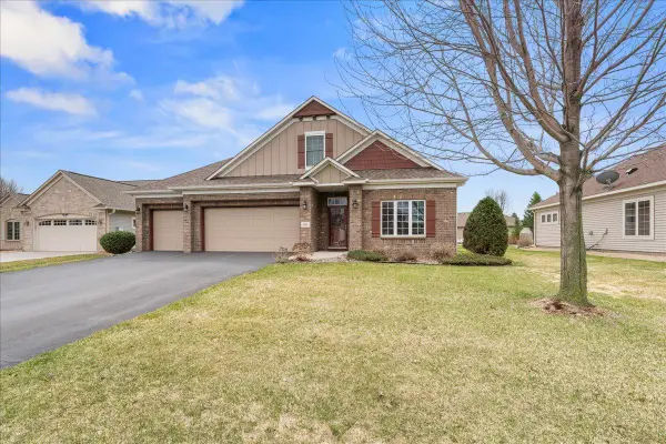 80 Quail Circle, Hudson, WI 54016