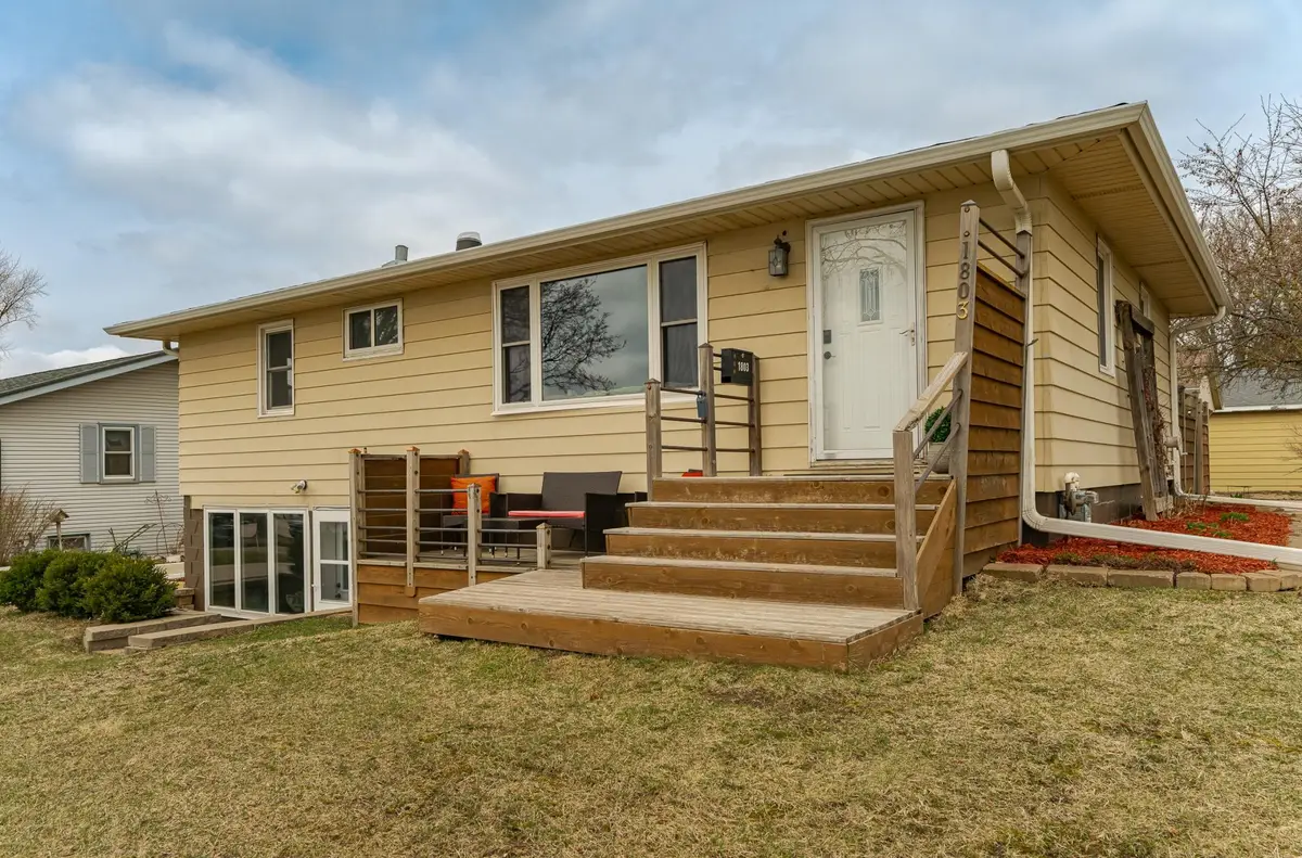 1803 15th Street Nw, Rochester, MN 55901 - #1