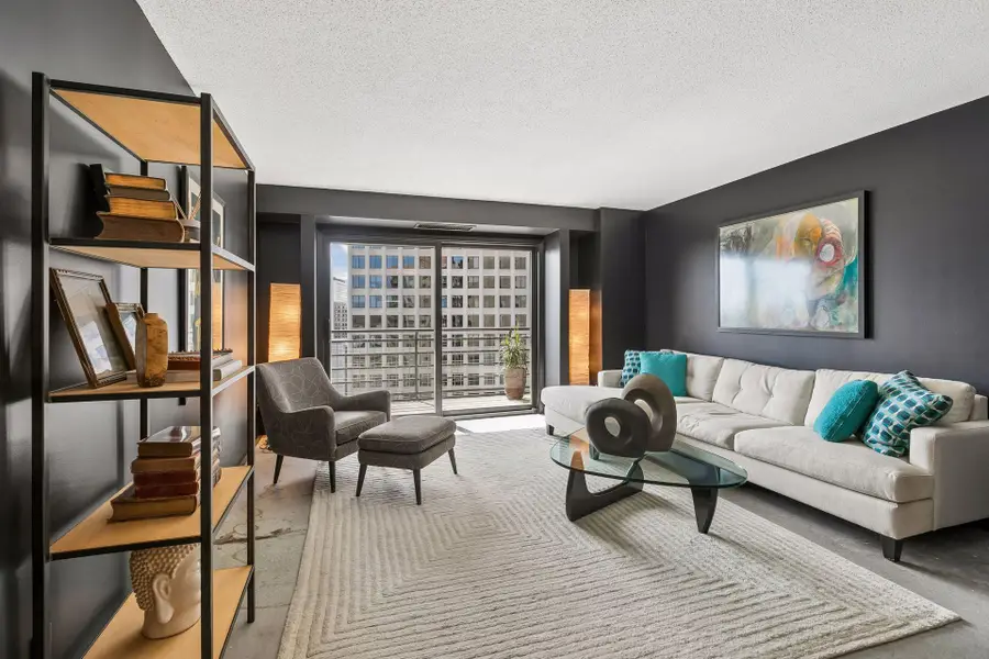 66 9th Street E #2113, Saint Paul, MN 55101 - #2