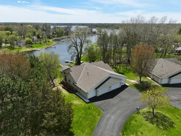 13451 Pine View Lane, Lindstrom, MN 55045