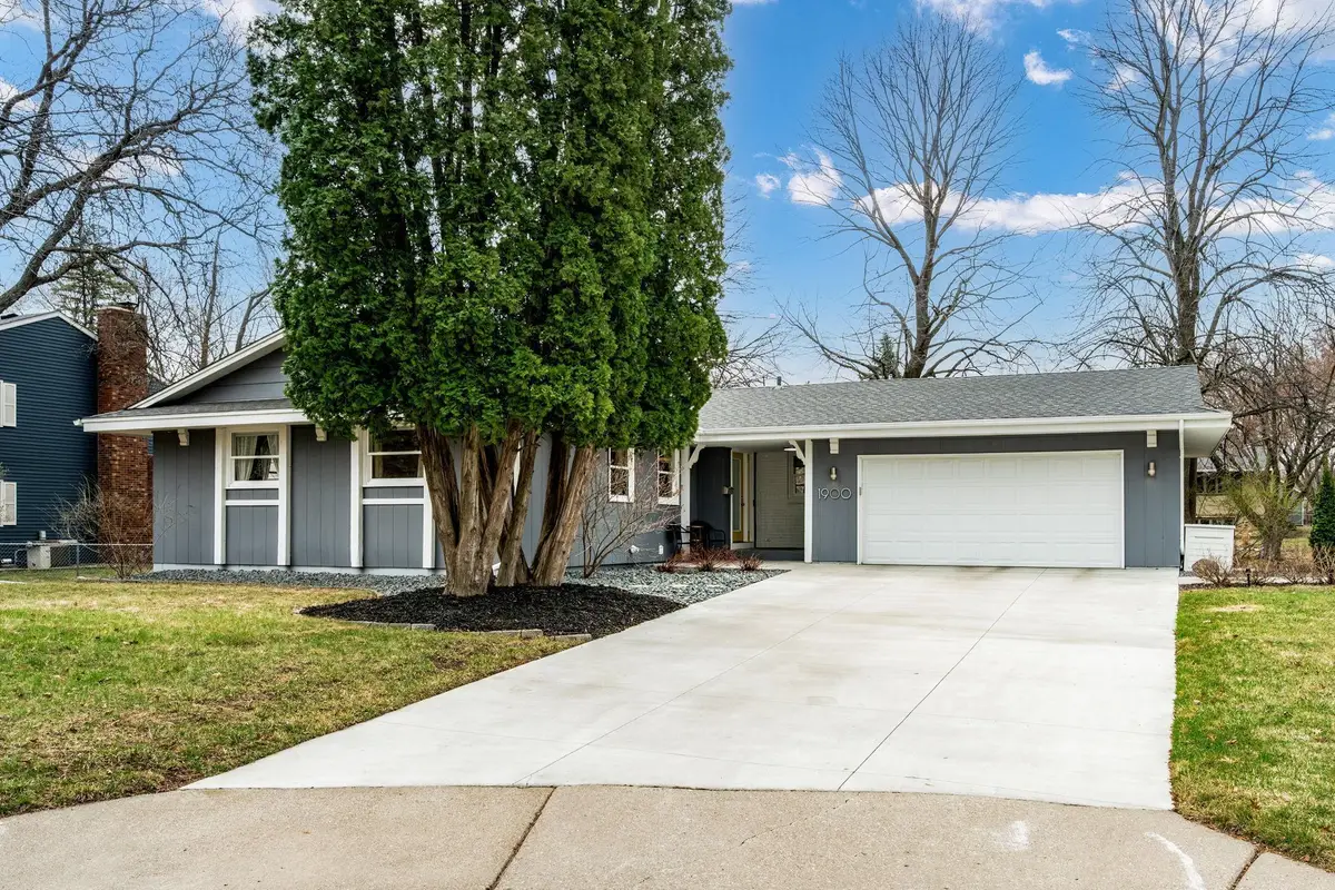 1900 Maryland Avenue N, Golden Valley, MN 55427 - #1