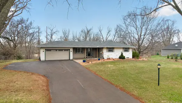 16030 9th Avenue N, Plymouth, MN 55447